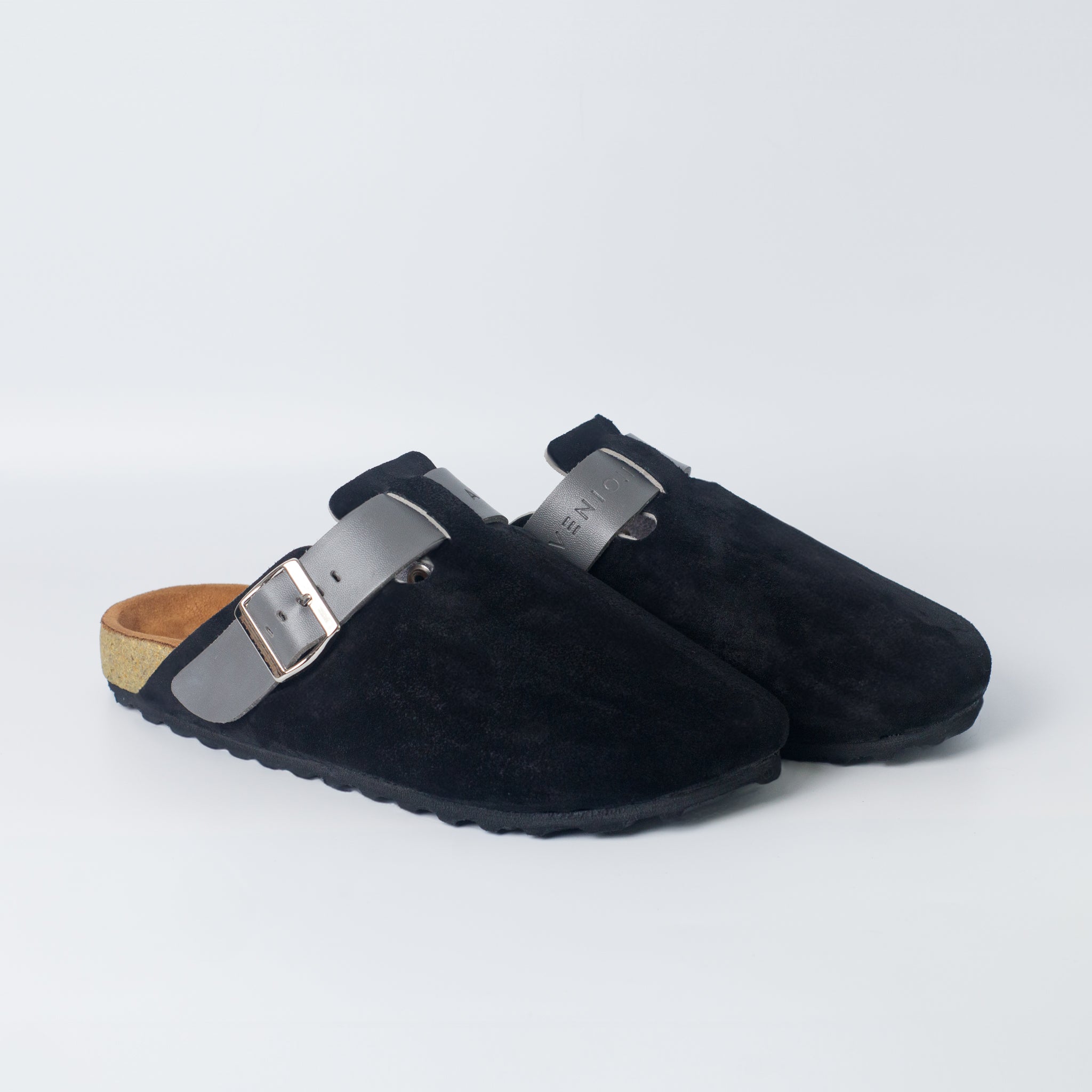 Avenion Boston Clog Black